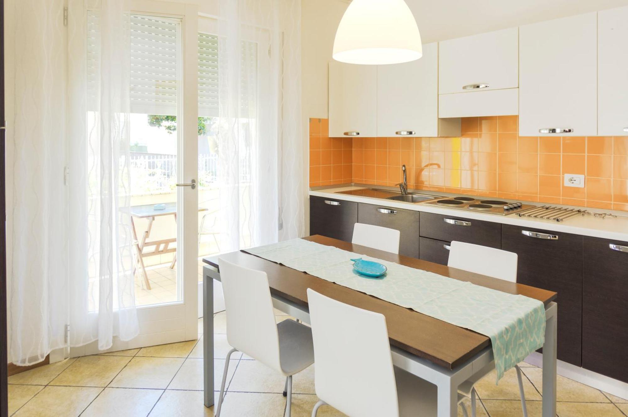 Residence Amarein Каорле Екстер'єр фото