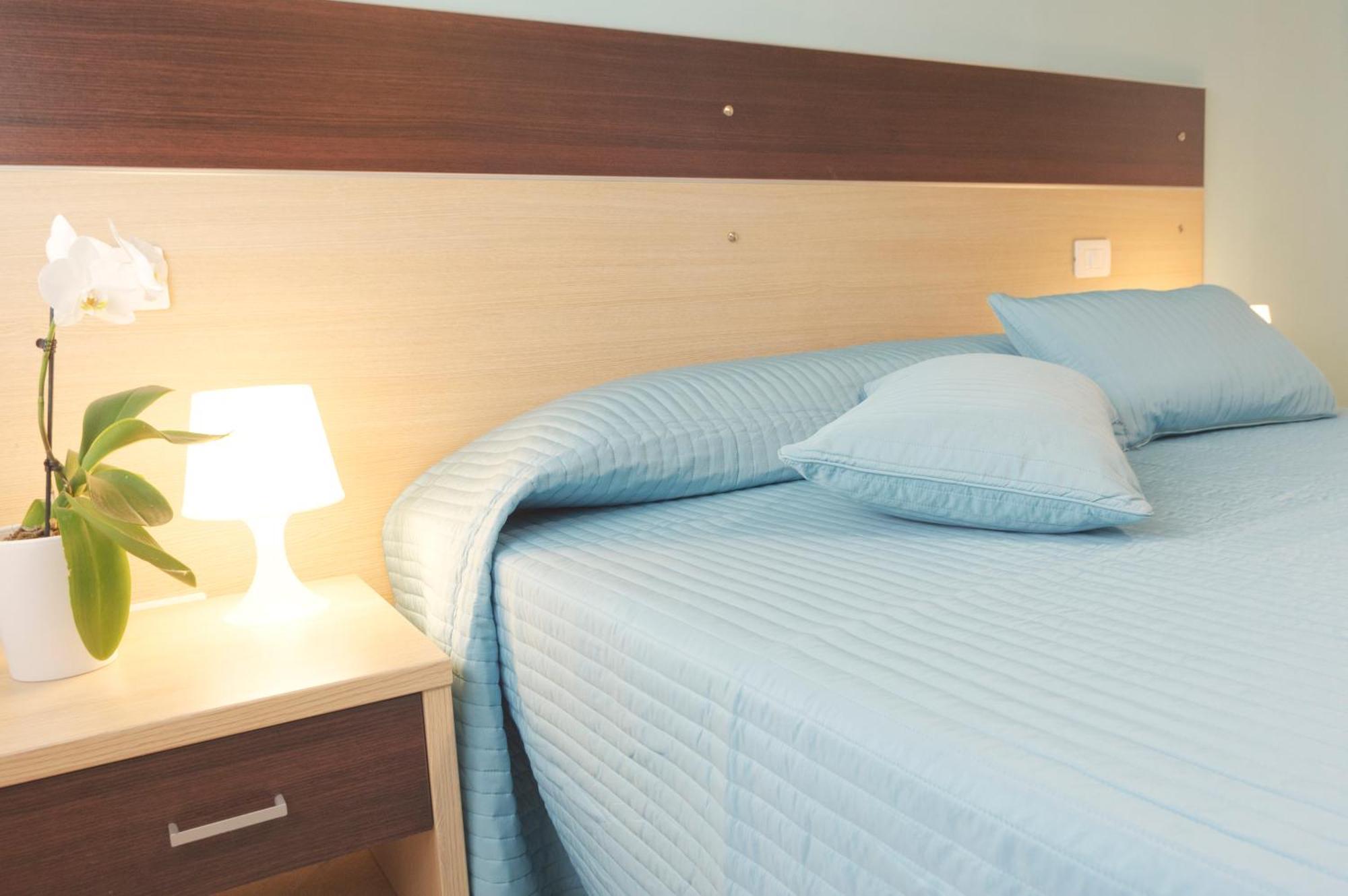 Residence Amarein Каорле Екстер'єр фото